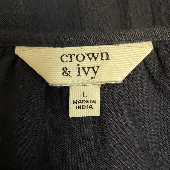 Women's SZ Large Crown & Ivey Navy Dress Eyelet trimmed bottom & Latern Sleeves - Picture 2 of 8